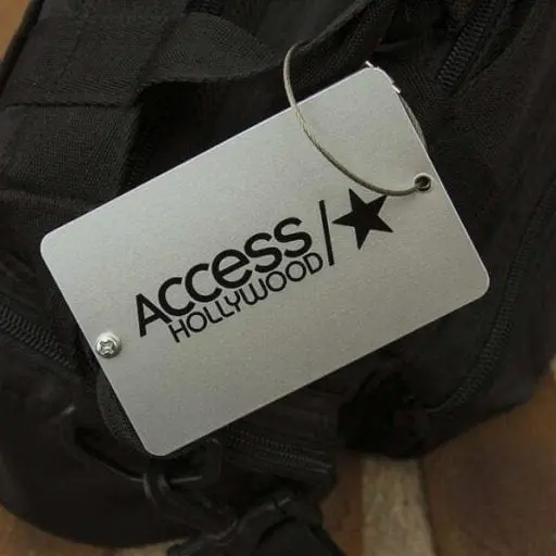 METAL LUGGAGE TAGS